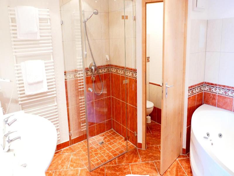 Wellnesshotel Basler Hof am Schlosswald image