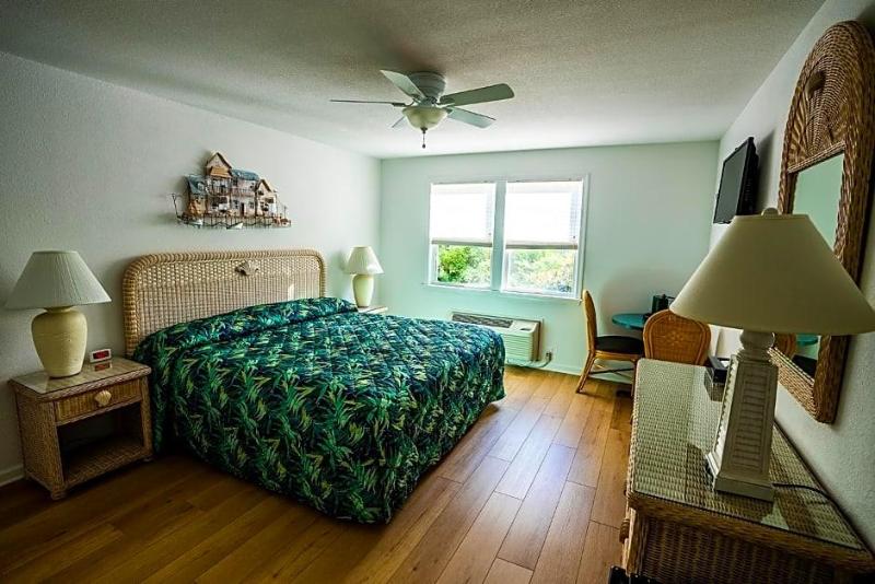 Ocracoke Harbor Inn