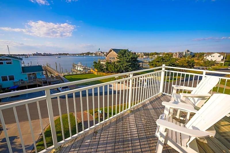 Ocracoke Harbor Inn