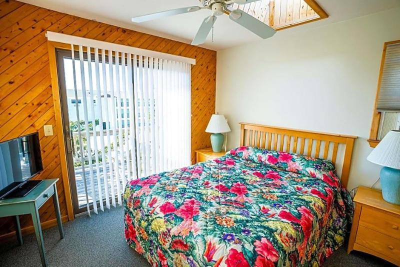 Ocracoke Harbor Inn