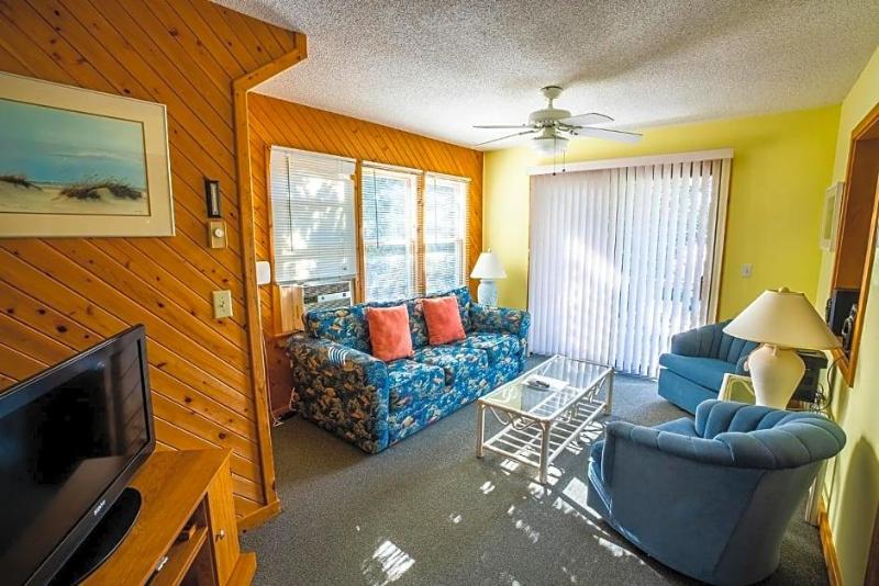 Ocracoke Harbor Inn