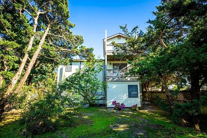 Ocracoke Harbor Inn