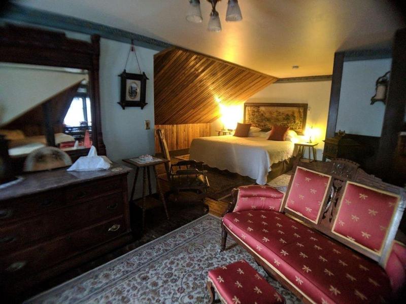 Alaska Heritage House B&B image