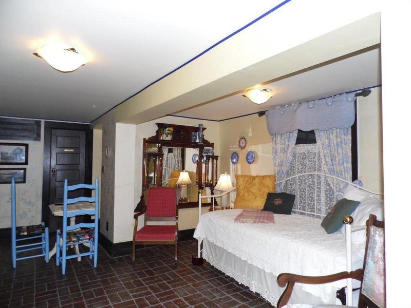 Alaska Heritage House B&B image