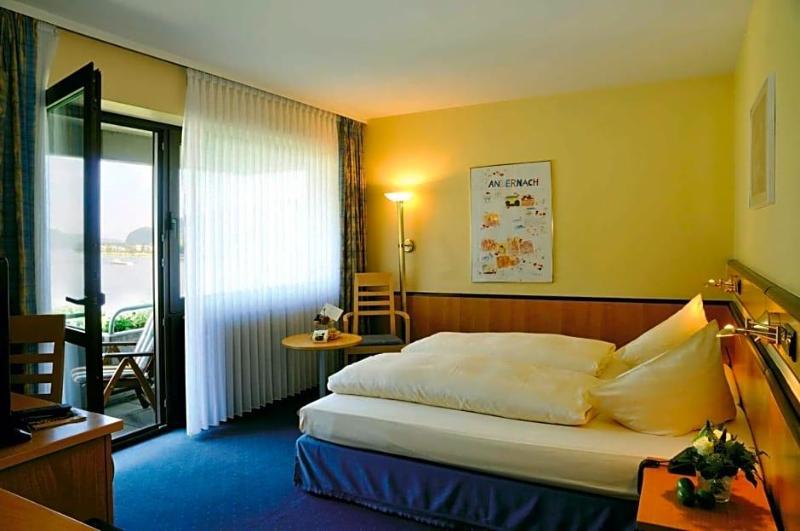 Parkhotel am Schänzchen image