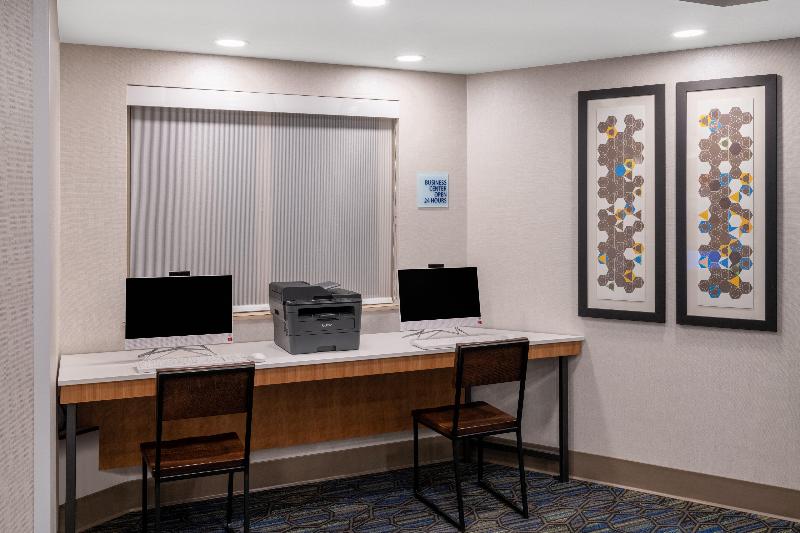 Holiday Inn Express Colorado Springs Airport image