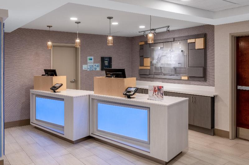 Holiday Inn Express Colorado Springs Airport image