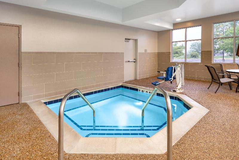 Holiday Inn Express Colorado Springs Airport image