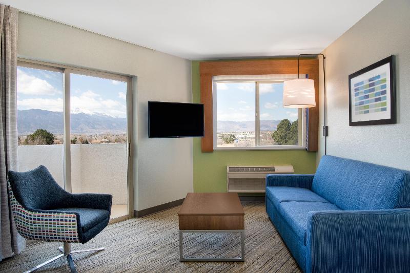 Holiday Inn Express Colorado Springs Airport image