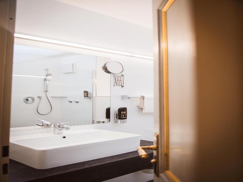 Sure Hotel by Best Western Rhoen Garden image