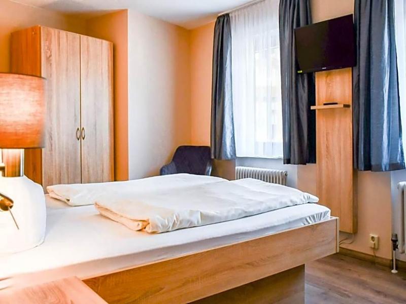 Kurgarten-Hotel image