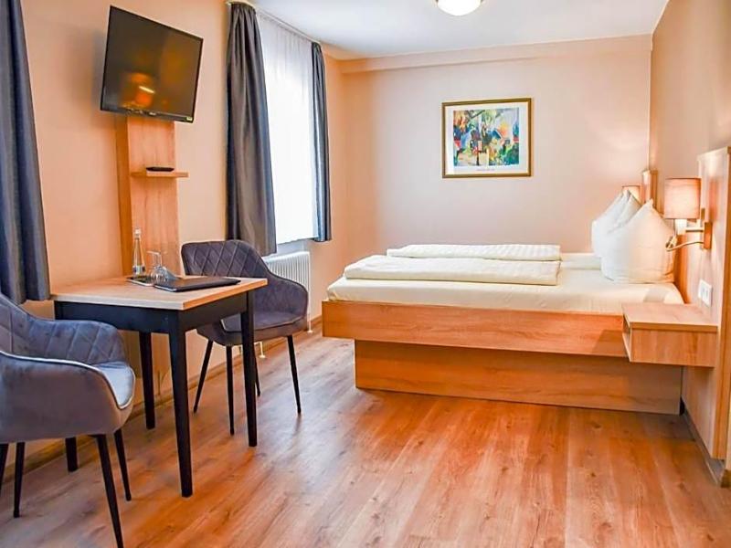 Kurgarten-Hotel image