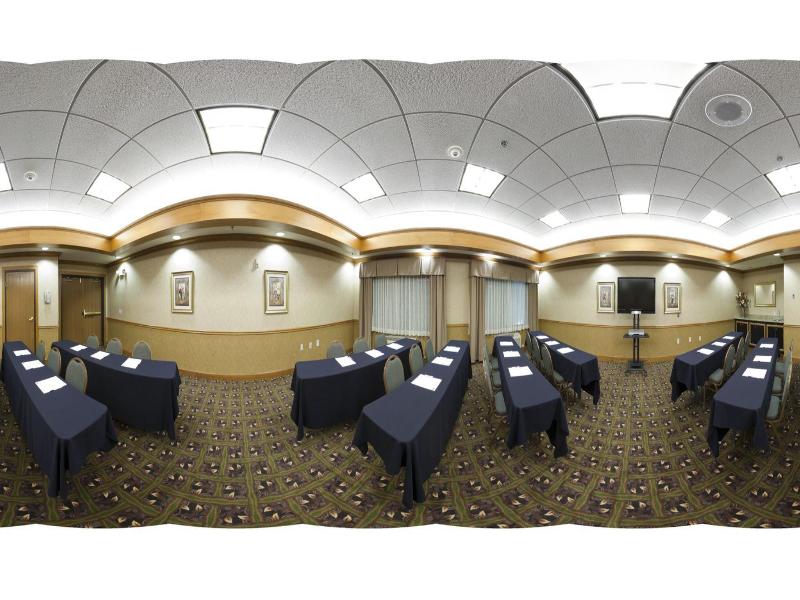 Holiday Inn Express Hotel & Suites Fort Worth Sout image