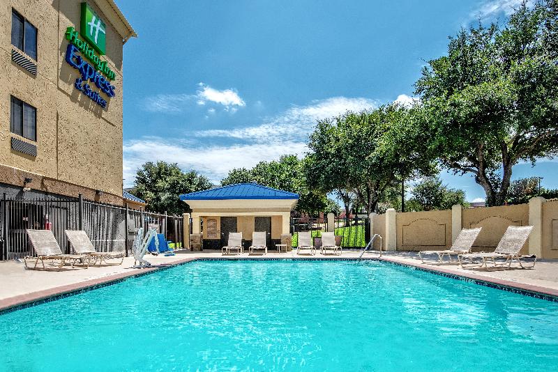 Holiday Inn Express Hotel & Suites Fort Worth Sout image