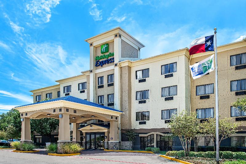 Holiday Inn Express Hotel & Suites Fort Worth Sout image