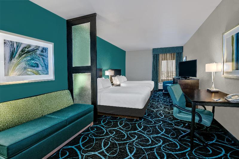 Holiday Inn Express Hotel & Suites Fort Worth Sout image