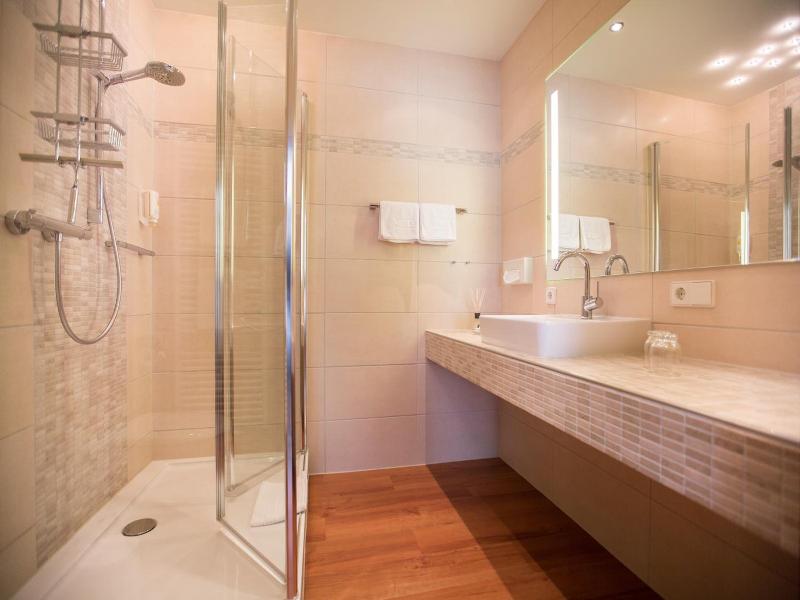 Flair Hotel Adlerbad image