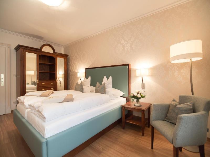 Flair Hotel Adlerbad image