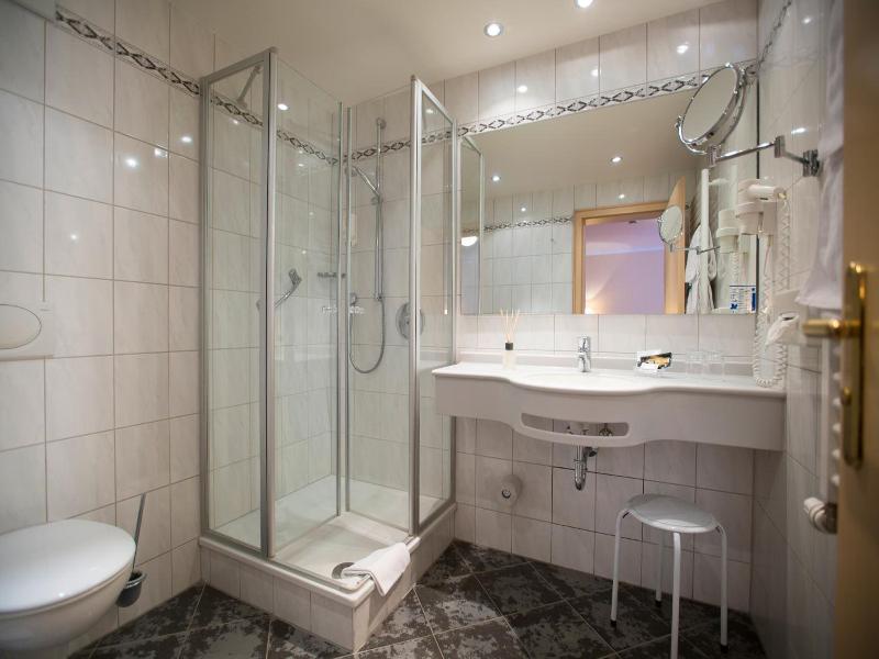 Flair Hotel Adlerbad image