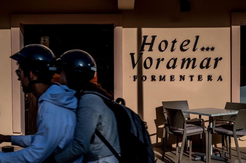 Voramar image