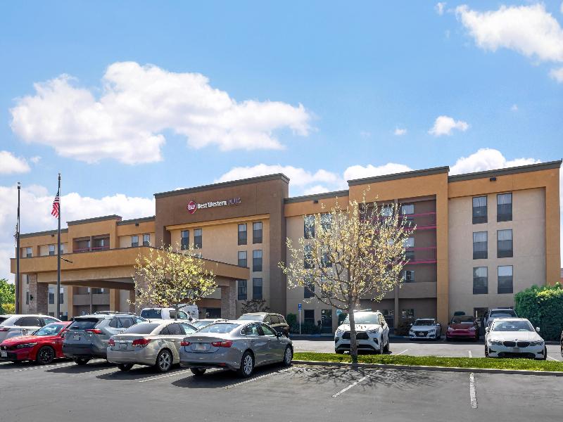 Best Western Plus Fresno Airport Hotel image
