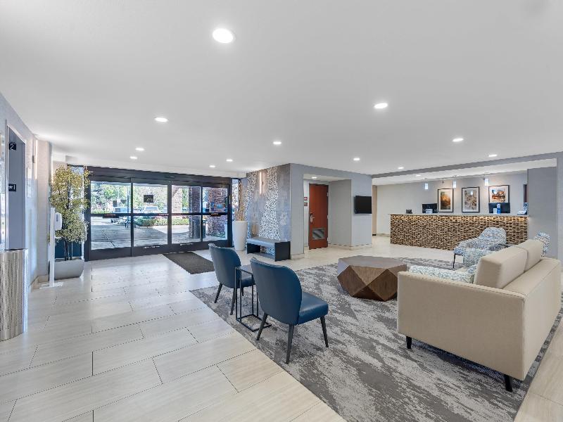 Best Western Plus Fresno Airport Hotel image