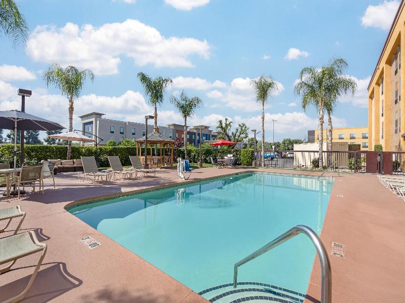 Best Western Plus Fresno Airport Hotel image