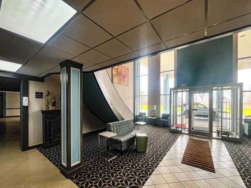 Days Inn by Wyndham Fremont image