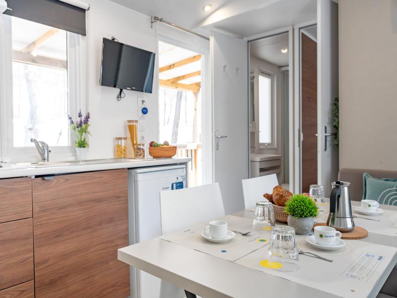Club del Sole Spina Family Collection image