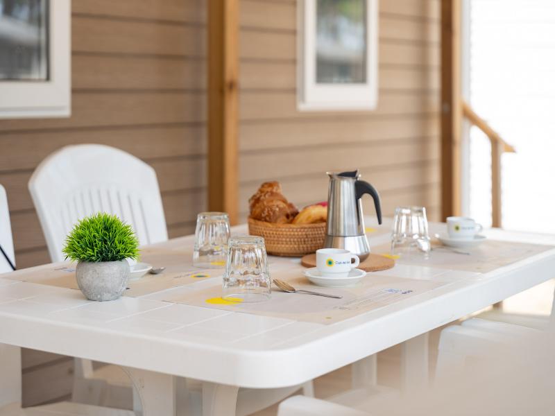 Club del Sole Spina Family Collection image