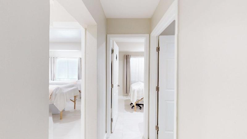 Worthington All Male Guesthouse image