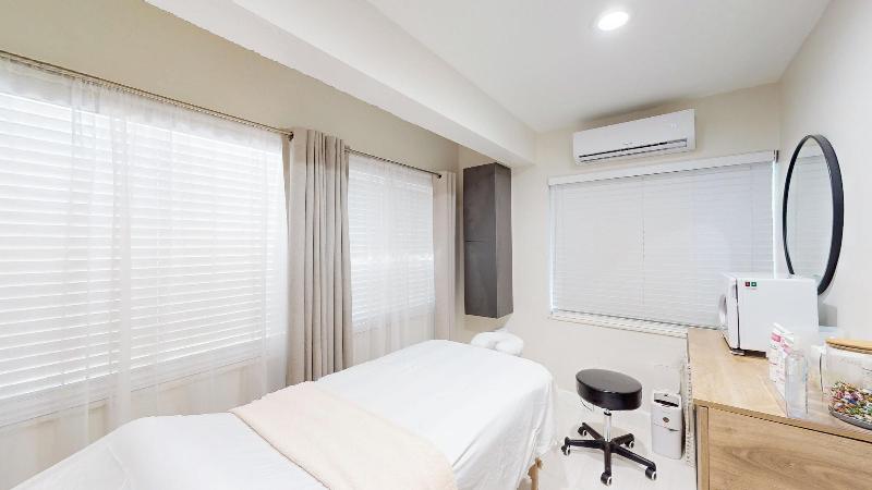 Worthington All Male Guesthouse image