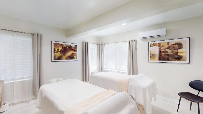 Worthington All Male Guesthouse image