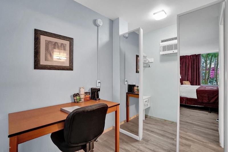 Worthington All Male Guesthouse image