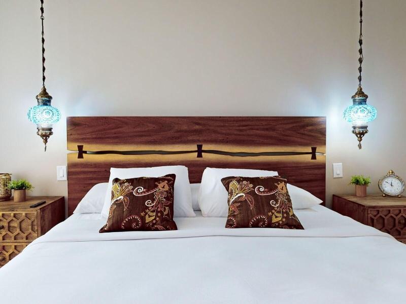 Worthington All Male Guesthouse image
