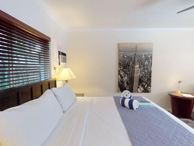Worthington All Male Guesthouse image