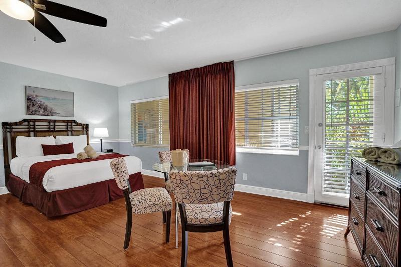 Worthington All Male Guesthouse image