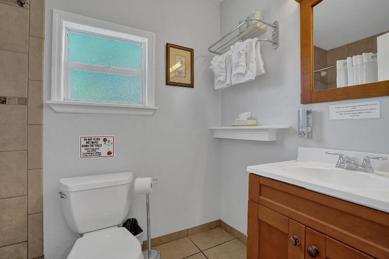 Worthington All Male Guesthouse image