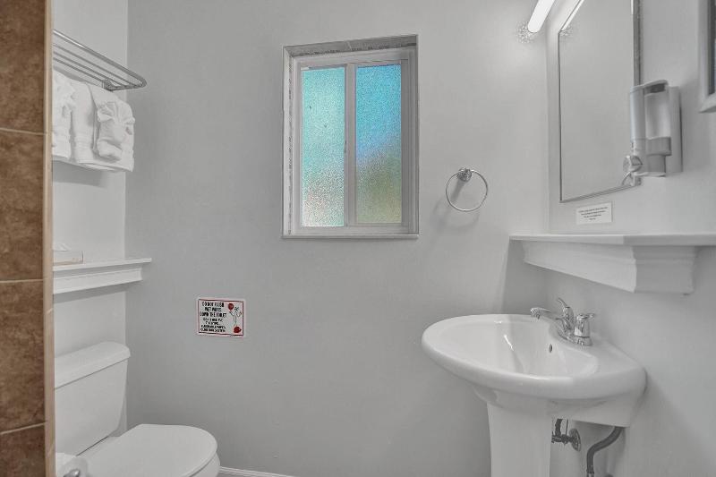 Worthington All Male Guesthouse image