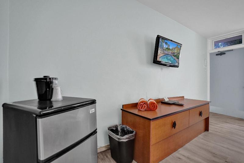 Worthington All Male Guesthouse image