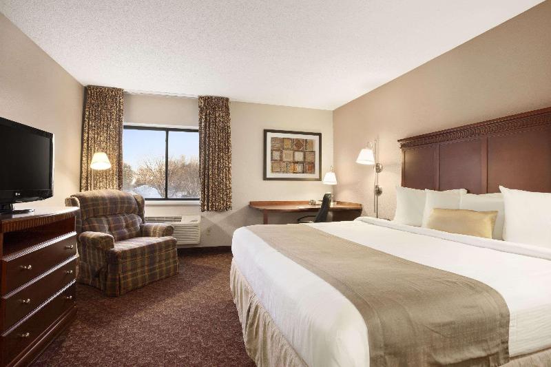 Hotel Baymont by Wyndham Sioux Falls