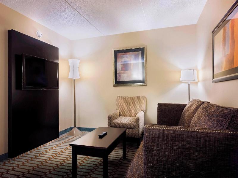 SUITE KING SIZE BED — photo 5