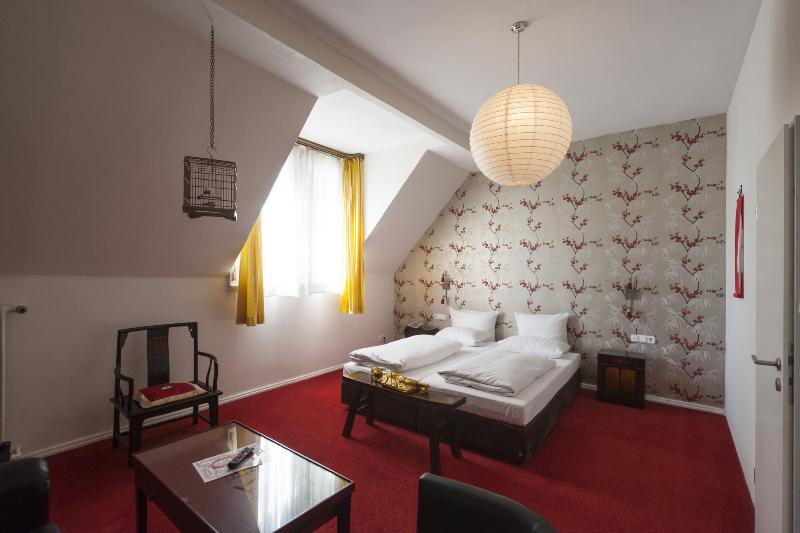 Hotel am Berg image