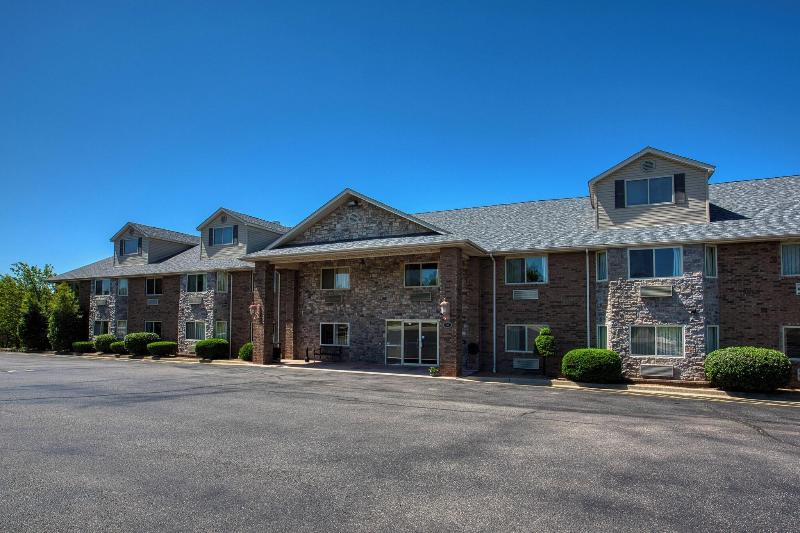 Home Towne Suites image