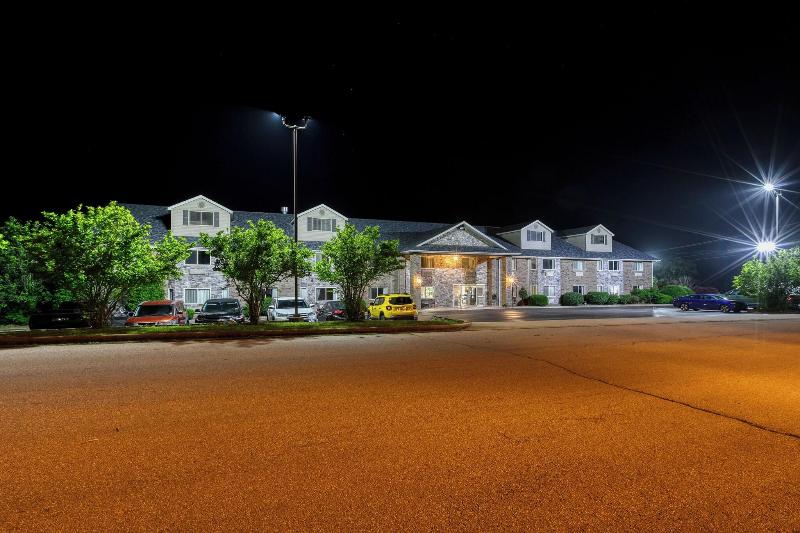 Home Towne Suites image