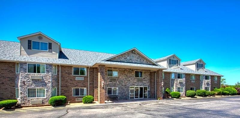 Home Towne Suites image