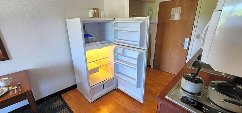 Home Towne Suites image