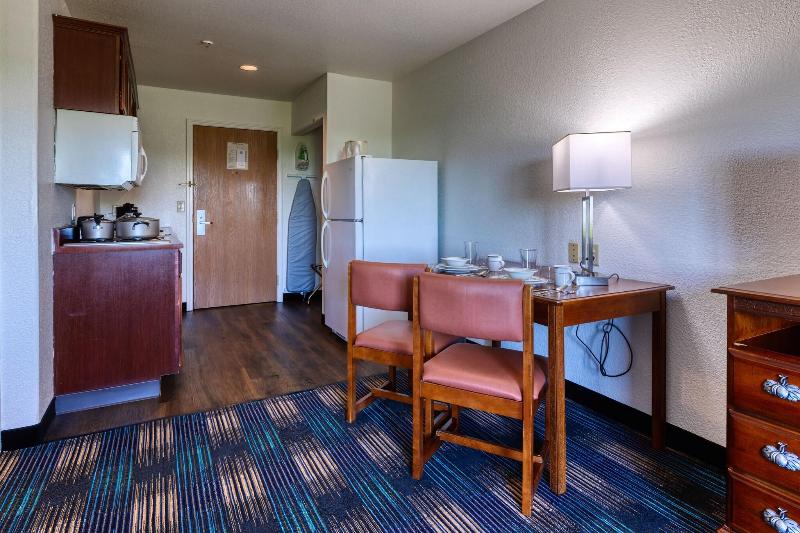 Home Towne Suites image