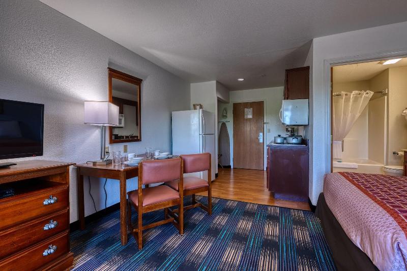 Home Towne Suites image