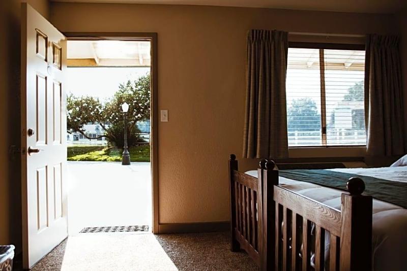Wonder Valley Ranch Resort and Conference Center